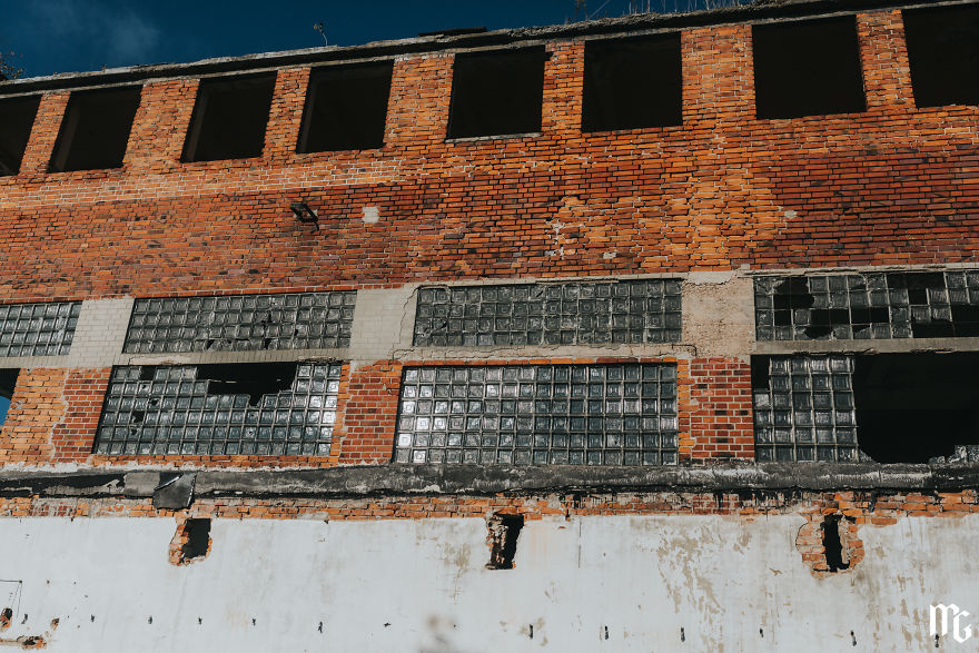 We Spend All Day On Urbex In An Old Paper Factory