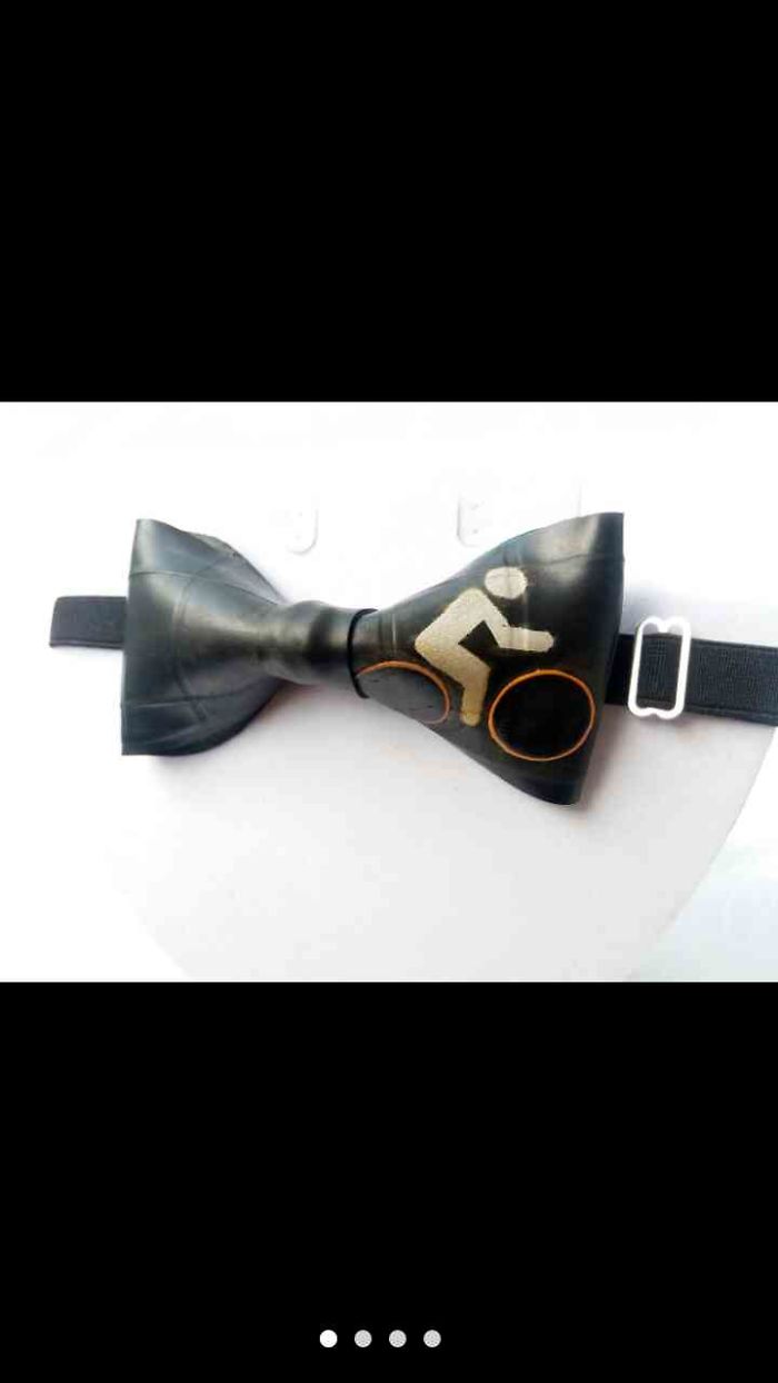 I Design And Create Minimal And Innovative Accessories Out Of Upcycled Inner Tubes