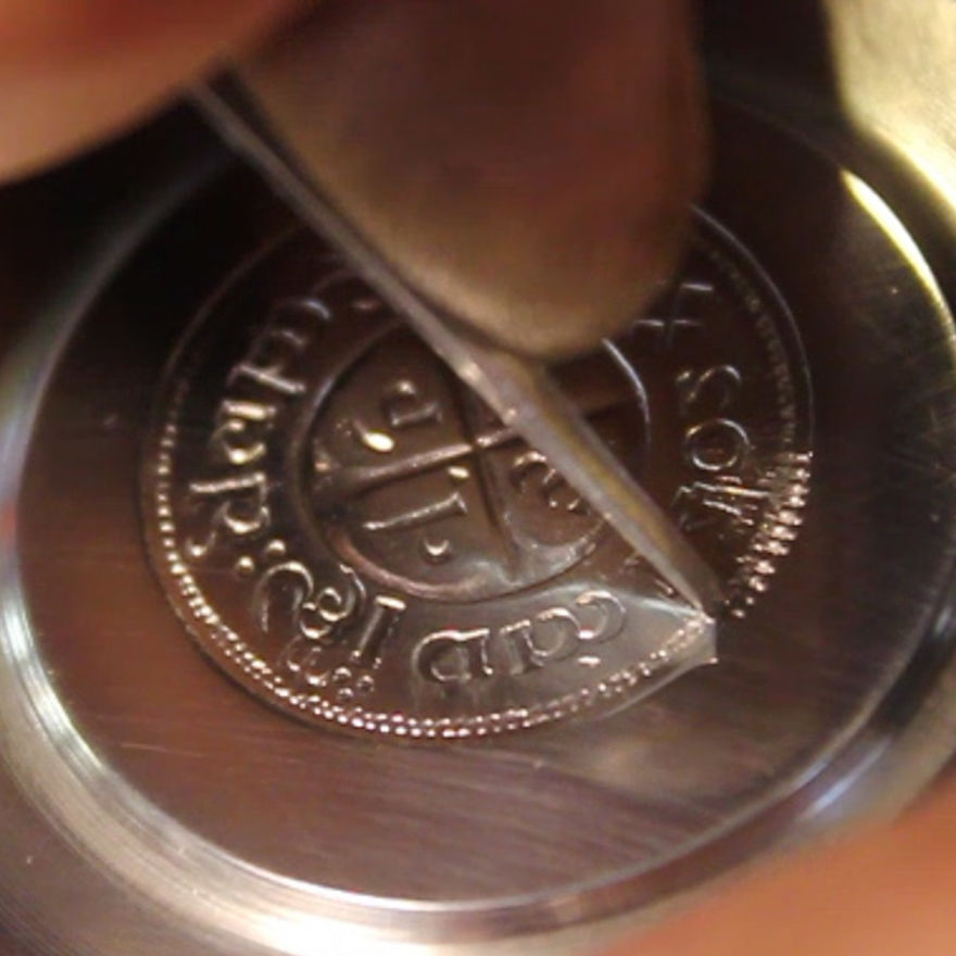 Shire Post Mint Makes Handmade Game Of Thrones Coins Shire Post Mint Makes Handmade Game Of Thrones Coins