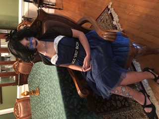 TARDIS-costume-5bd9abf720abb.jpg