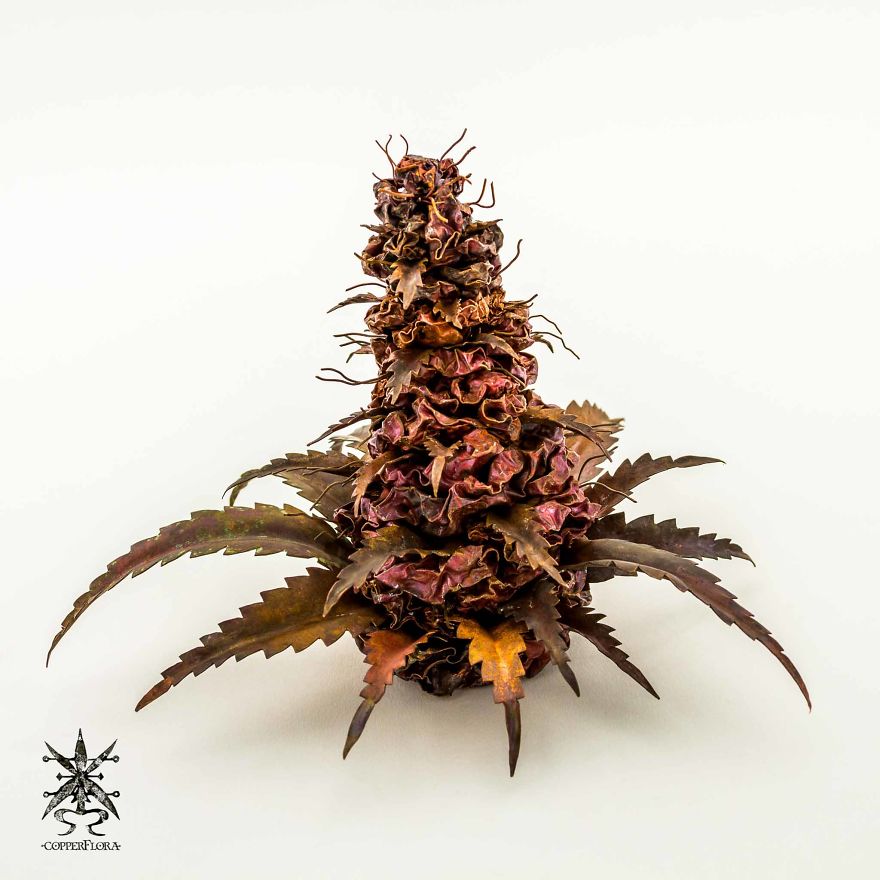 We Make Realistic Sculptures From Recycled Copper