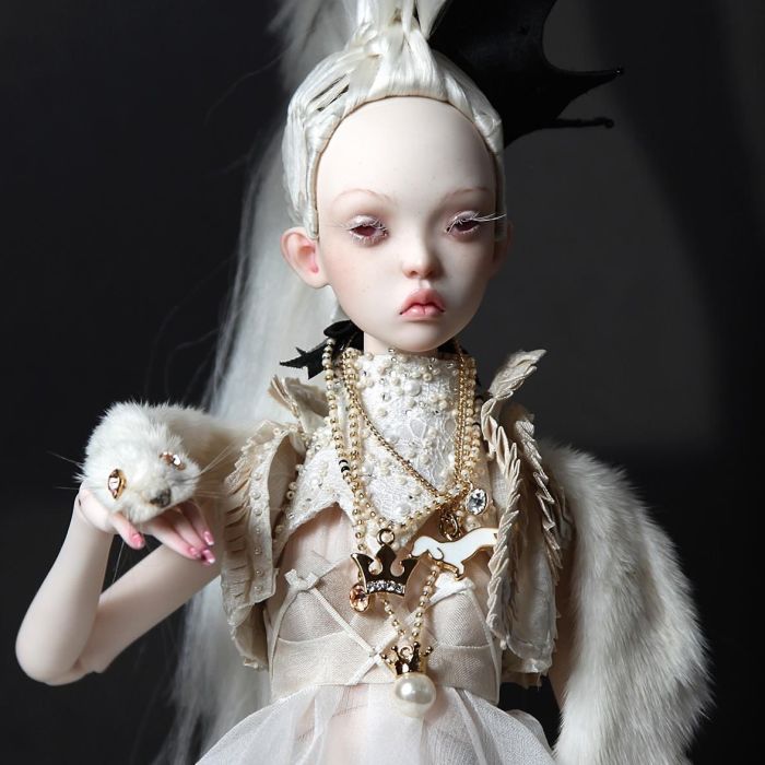 Popovy Sisters: Royals