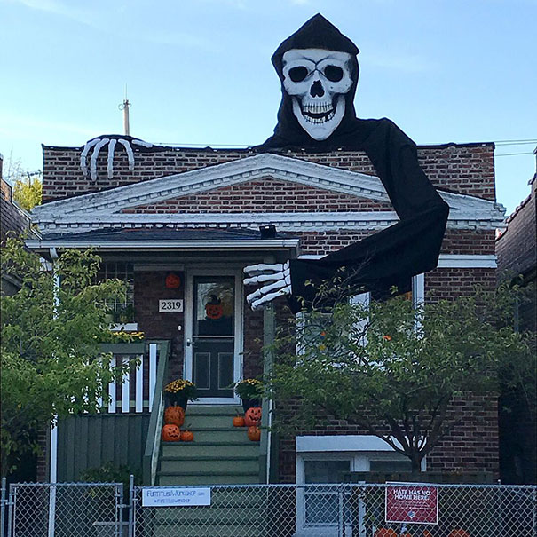 Giant Skeleton Halloween Decoration