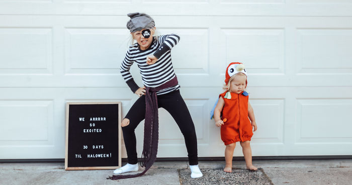 Halloween Kids Costumes Letter Board Countdown