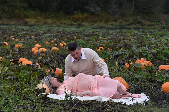 This Is The Most Terrifying Maternity Photo Shoot We've Ever Seen (WARNING: Some Images Might Be Too Brutal) This Is The Most Terrifying Maternity Photo Shoot We've Ever Seen (WARNING: Some Images Might Be Too Brutal)