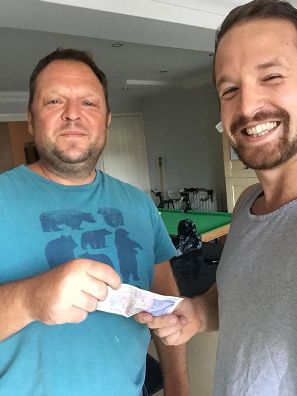 Right After Selling His Pool Online This Guy Received A Hilarious Offer From Another Buyer He Couldn't Refuse
