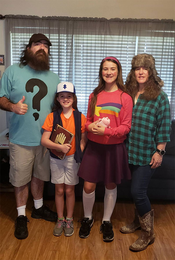 Gravity Falls Family