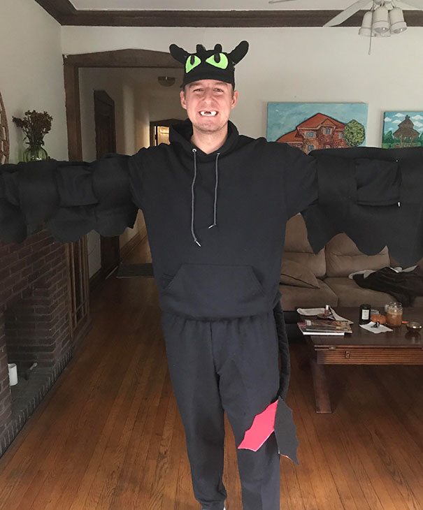 I Was Hit By A Car That Knocked Out My 3 Front Teeth. It Might Not Be Of The Highest Quality, But I'm Pretty Proud Of My Toothless The Dragon Costume