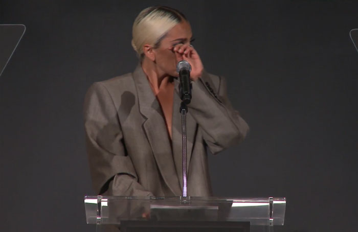 lady-gaga-outfit-oversized-suit-statement-elle-women-hollywood-32 lady-gaga-outfit-oversized-suit-statement-elle-women-hollywood-32