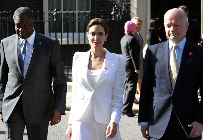 This Year's Nobel Peace Prize Was Split Between Two Winners But People Are Questioning This Choice This Year's Nobel Peace Prize Was Split Between Two Winners But People Are Questioning This Choice