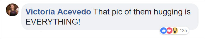 Dog Meets Her "Twin" On The Way To The Market, Convinces Its Owners To Adopt Him Immediately Dog Meets Her "Twin" On The Way To The Market, Convinces Its Owners To Adopt Him Immediately