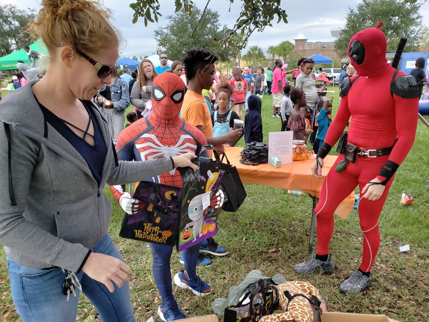 A Lot Of Kids In My Poor Neighborhood Miss Out On Halloween Costumes. I Decided To Change That. I Handed Out Over 100 Today A Lot Of Kids In My Poor Neighborhood Miss Out On Halloween Costumes. I Decided To Change That. I Handed Out Over 100 Today