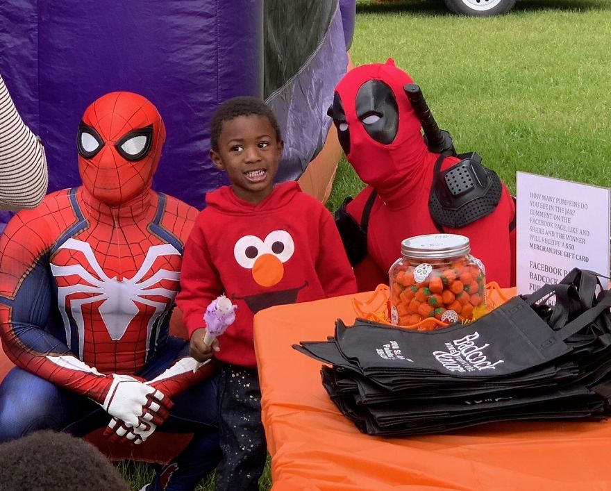 A Lot Of Kids In My Poor Neighborhood Miss Out On Halloween Costumes. I Decided To Change That. I Handed Out Over 100 Today A Lot Of Kids In My Poor Neighborhood Miss Out On Halloween Costumes. I Decided To Change That. I Handed Out Over 100 Today
