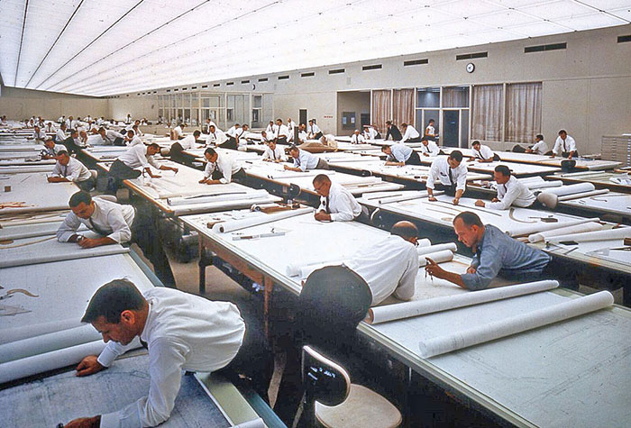 19 Amazing Vintage Photos That Show How People Worked Before AutoCAD 19 Amazing Vintage Photos That Show How People Worked Before AutoCAD