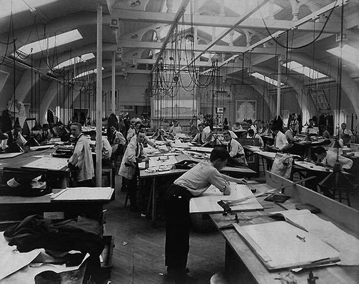 19 Amazing Vintage Photos That Show How People Worked Before AutoCAD 19 Amazing Vintage Photos That Show How People Worked Before AutoCAD