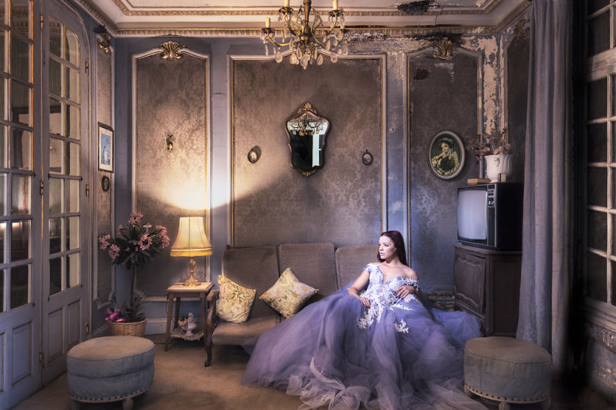 I Capture My Girlfriend In Thrilling Abandoned Locations Across Europe I Capture My Girlfriend In Thrilling Abandoned Locations Across Europe