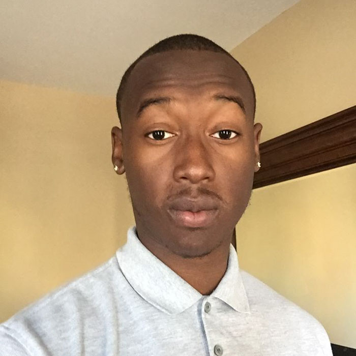 woman-confronts-man-entering-his-building13 woman-confronts-man-entering-his-building13