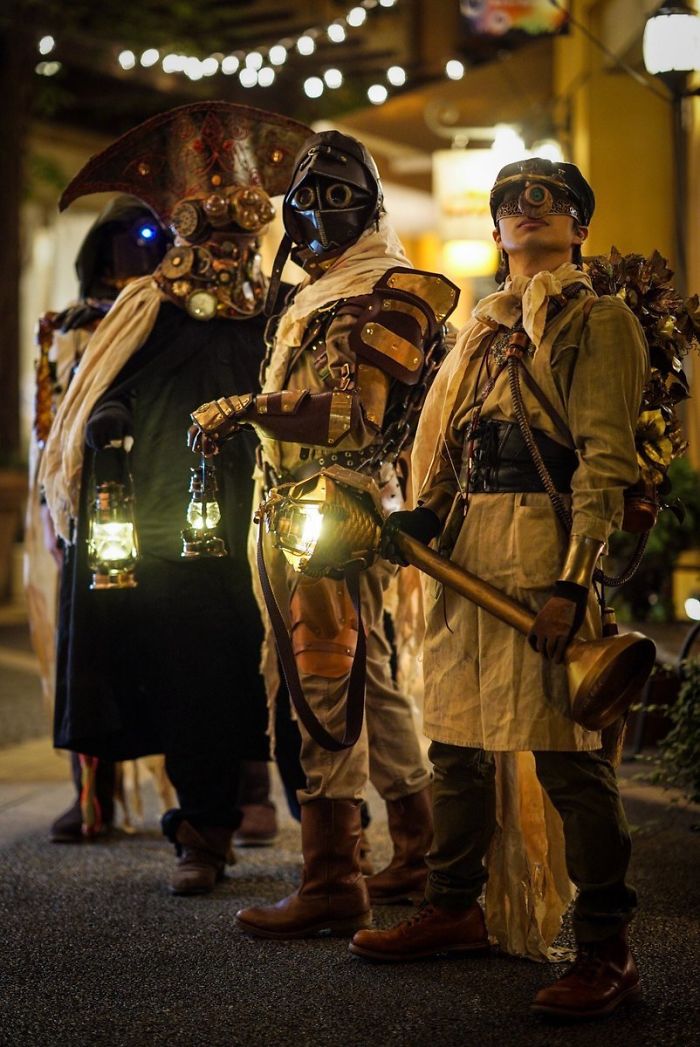 Japanese Art Students Turned Themselves Into Famous Paintings, Including The Biggest Fail Ever - Ecce Homo Japanese Art Students Turned Themselves Into Famous Paintings, Including The Biggest Fail Ever - Ecce Homo