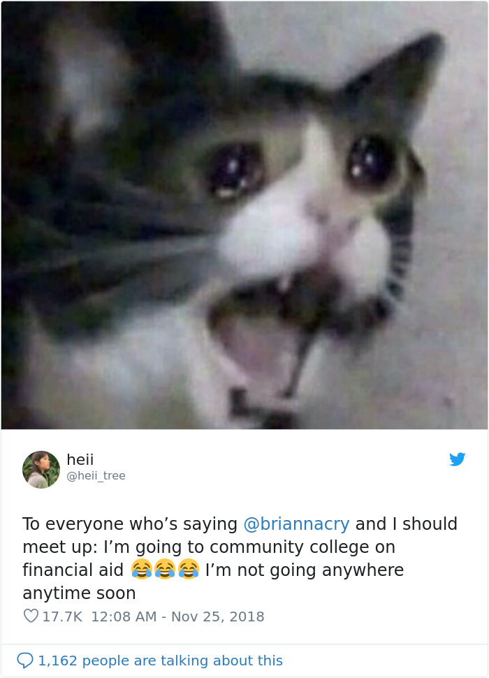 Girl Shares A Photo Of A Friend She Hasn't Seen In 12 Years, And It Gets 100.000 Retweets Overnight