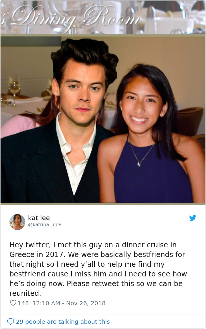 Girl Shares A Photo Of A Friend She Hasn't Seen In 12 Years, And It Gets 100.000 Retweets Overnight Girl Shares A Photo Of A Friend She Hasn't Seen In 12 Years, And It Gets 100.000 Retweets Overnight