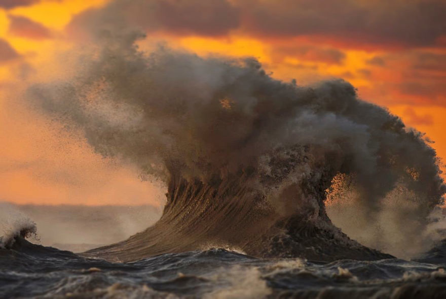 11 Stunning Images Of Enraged Lake Erie By Dave Sandford 11 Stunning Images Of Enraged Lake Erie By Dave Sandford