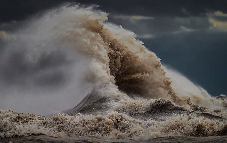 11 Stunning Images Of Enraged Lake Erie By Dave Sandford
