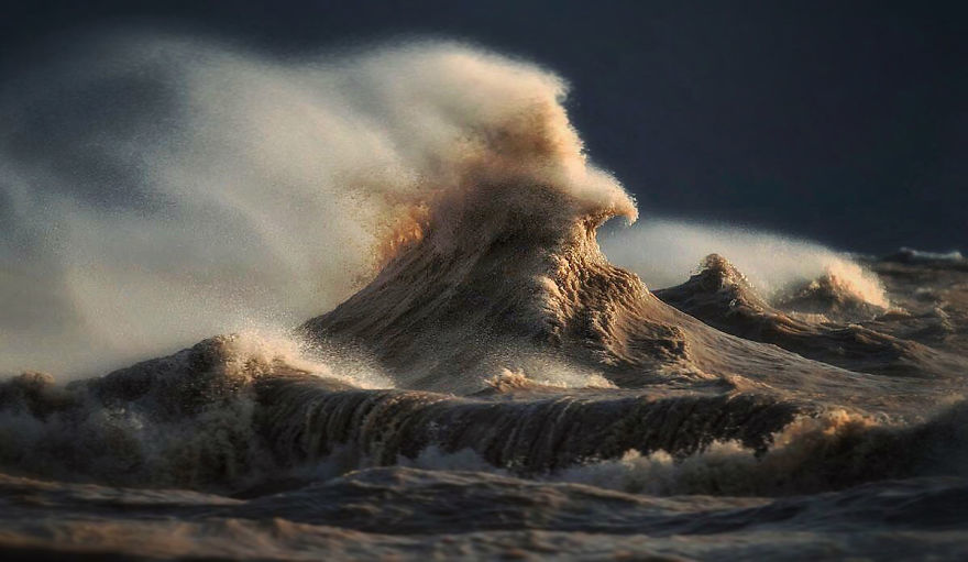 11 Stunning Images Of Enraged Lake Erie By Dave Sandford