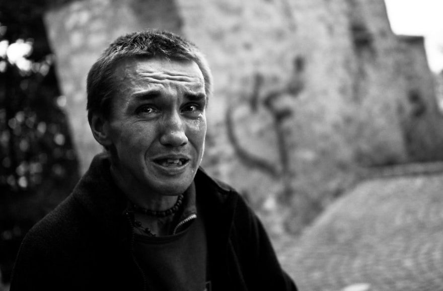 I've Spent 8 Months With The Drug Addicts In Prague And Photographed Them