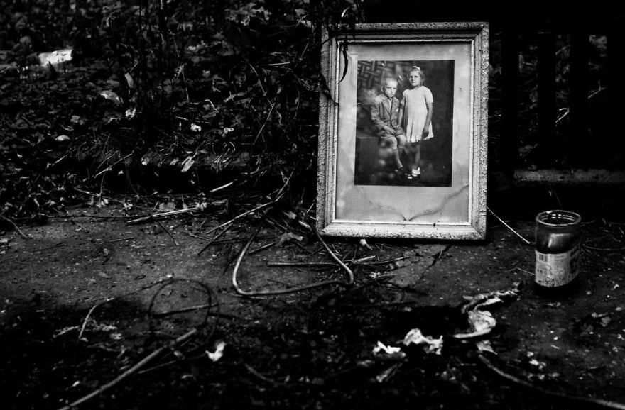 I've Spent 8 Months With The Drug Addicts In Prague And Photographed Them