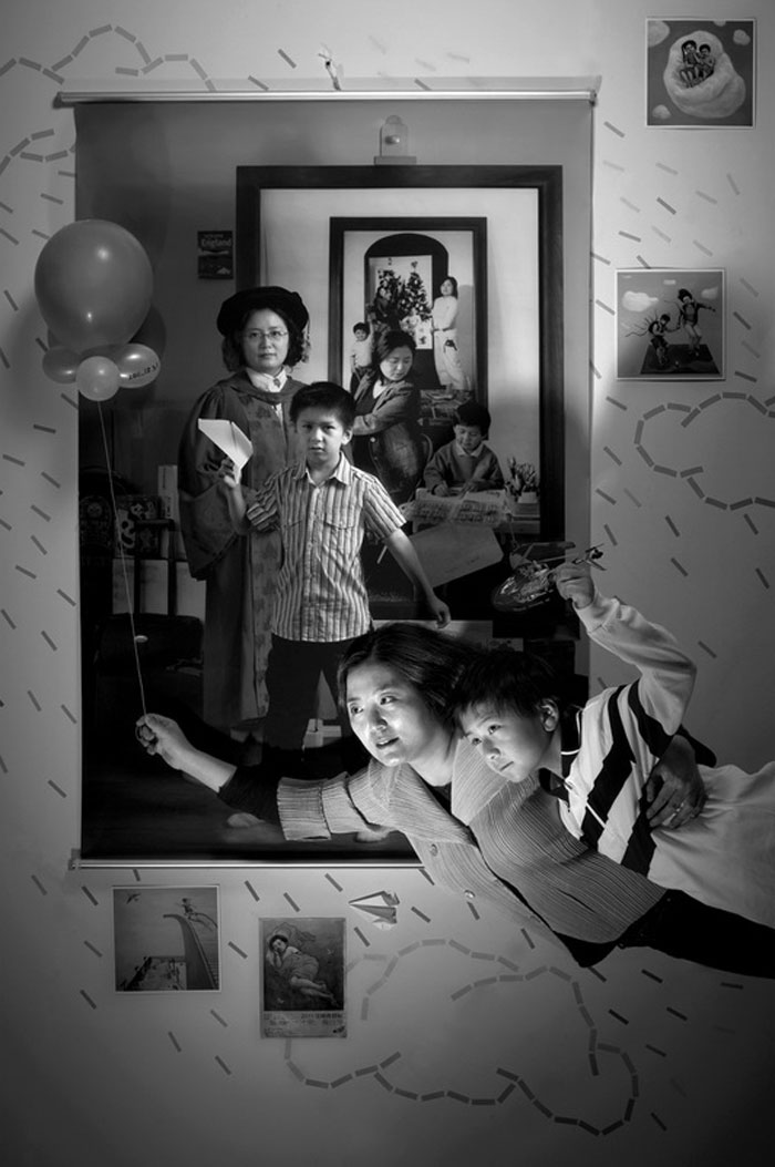 Mom Spends 17 Years Documenting Her Son Growing Up, And The Result Is Truly Powerful (10 Pics) Mom Spends 17 Years Documenting Her Son Growing Up, And The Result Is Truly Powerful (10 Pics)