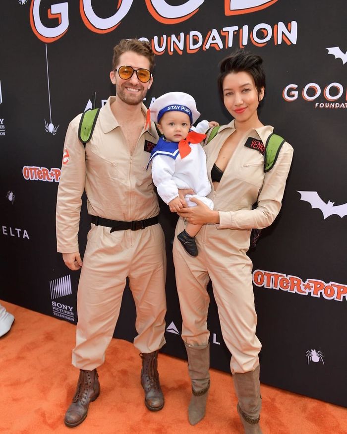 Matthew Morrison And Renee Puente As 'Ghostbusters' Characters