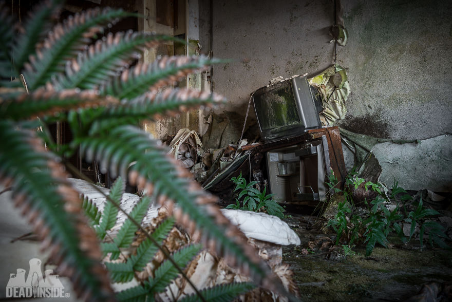 31 Photos That I Took Inside The Biggest Abandoned Hotel In Japan 31 Photos That I Took Inside The Biggest Abandoned Hotel In Japan