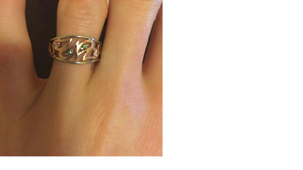 Engagement-ring-5be1fa0abf6bb-png.jpg