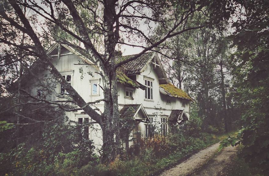 I Moved To The Arctic To Pursue My Passion For Abandoned Houses