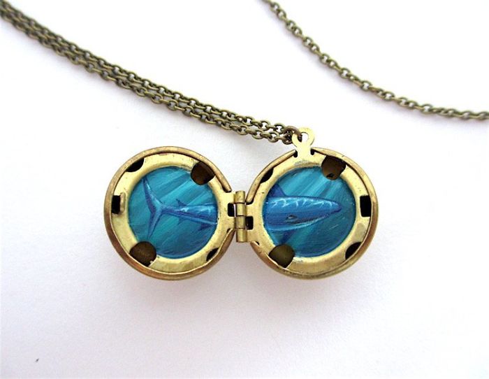 I Paint Portals To Outer Space For Fruit Flies