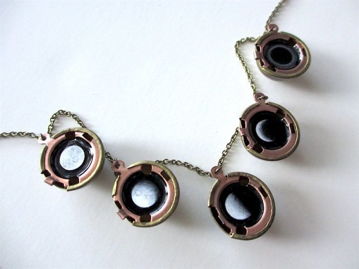 I Paint Portals To Outer Space For Fruit Flies