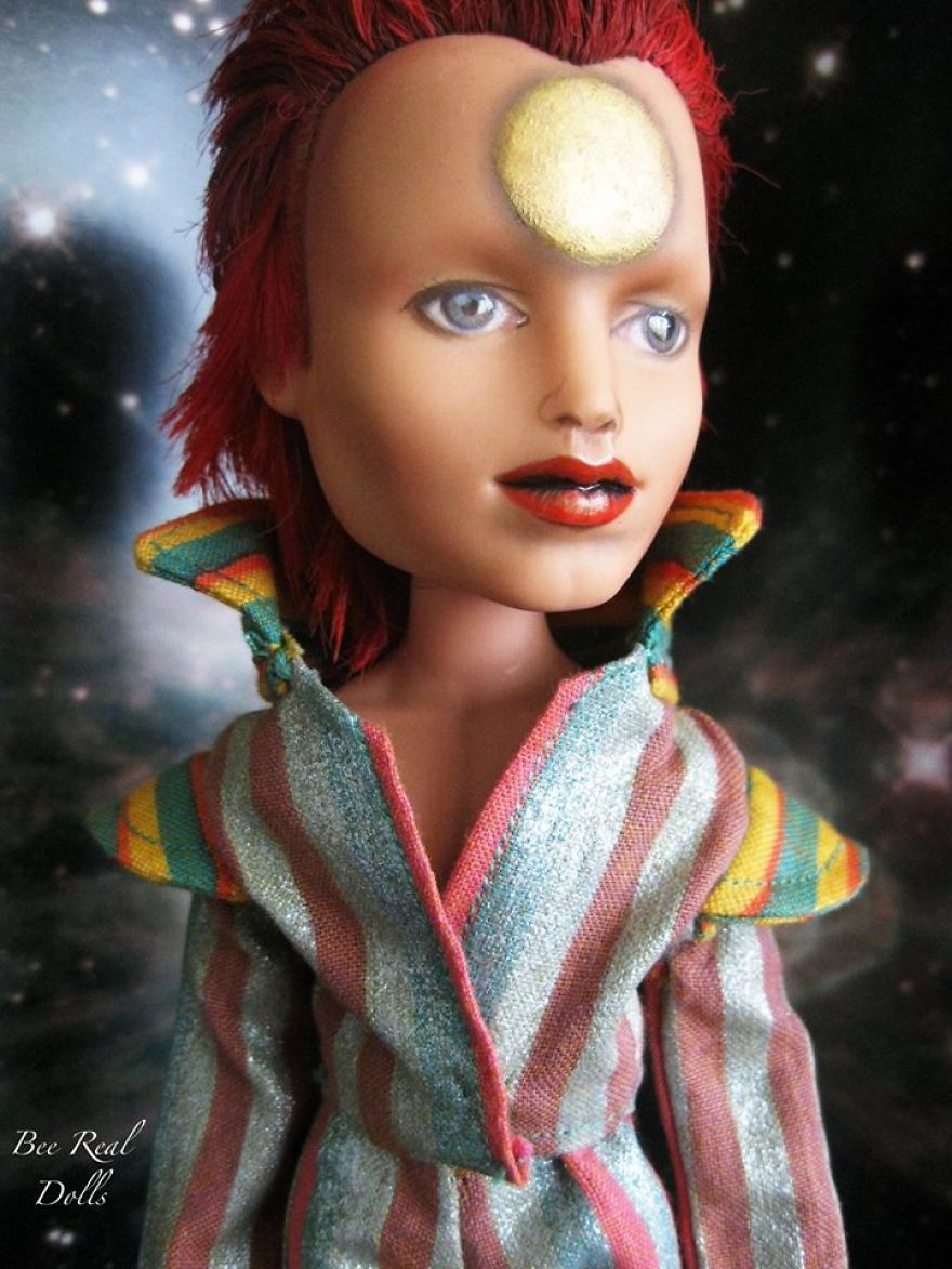 I Personalize, Re-Sculpt And Recycle Pre-Loved Dolls Into Famous People I Personalize, Re-Sculpt And Recycle Pre-Loved Dolls Into Famous People