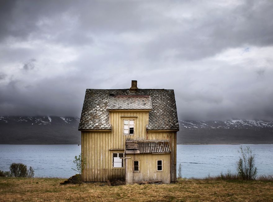 I Moved To The Arctic To Pursue My Passion For Abandoned Houses