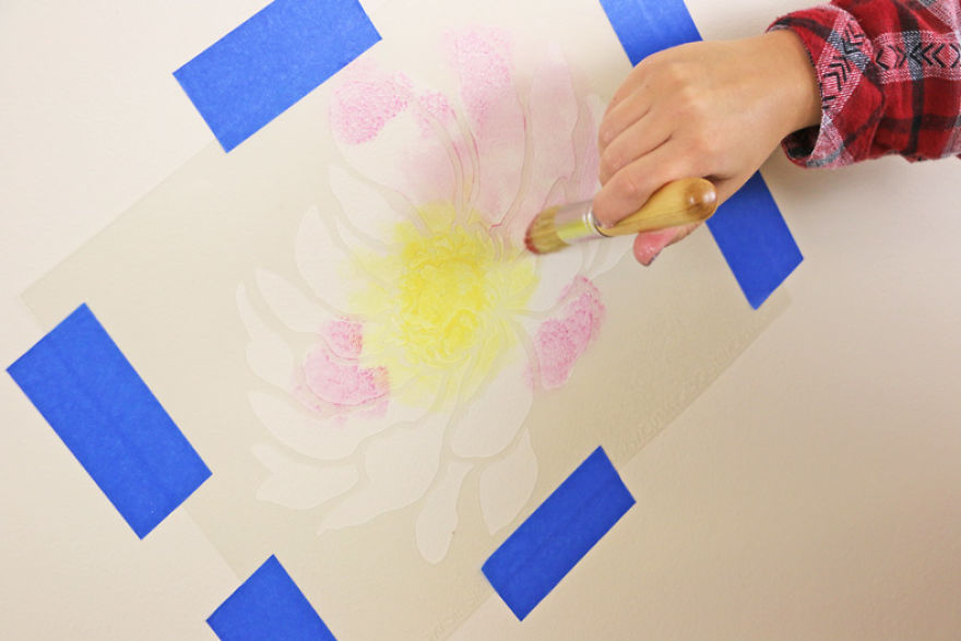 A Floral Watercolor Wallpaper Hack Using Reusable Stencils A Floral Watercolor Wallpaper Hack Using Reusable Stencils