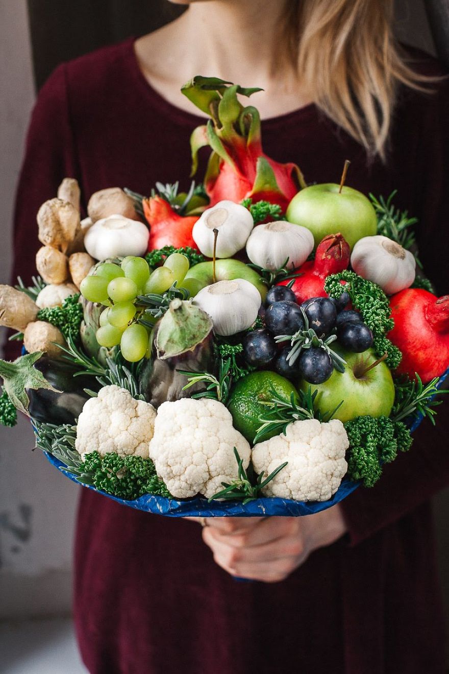 Greenery, Artichoke, Cauliflower, Grapes, Cauliflower, Garlic And Dragon Fruit