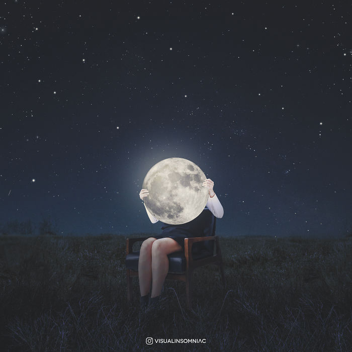 Selenophile Artist Expressed His Love To Moon Through His Art.