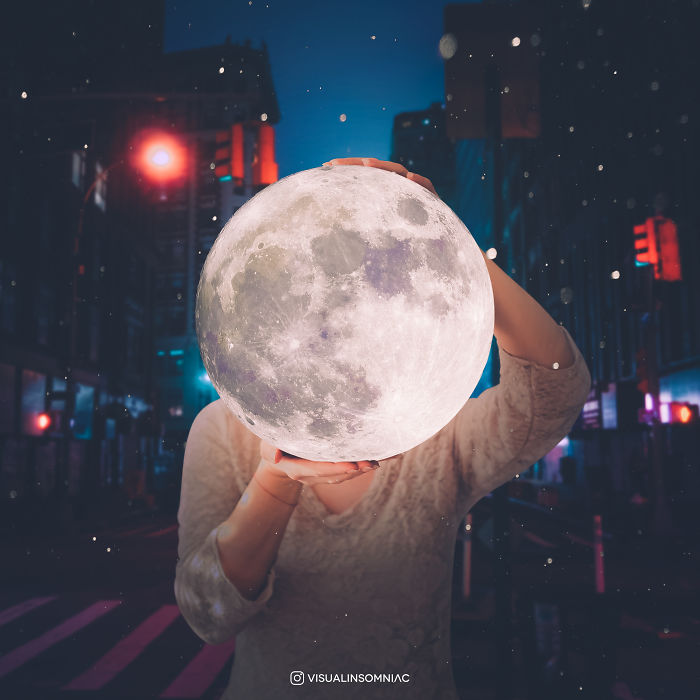 Selenophile Artist Expressed His Love To Moon Through His Art.