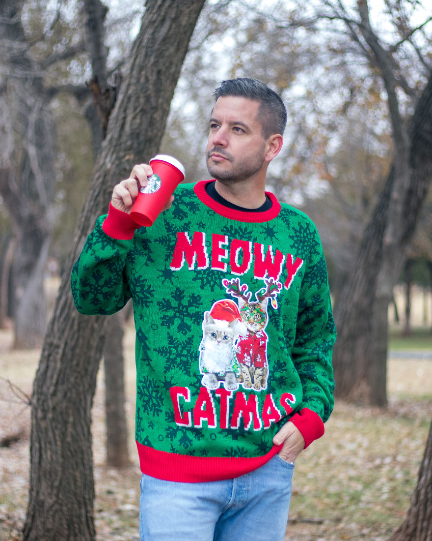 My Wife Wanted To Spread Some Laughs By Taking Ugly Christmas Photos Of Me, I Took It To Next Level My Wife Wanted To Spread Some Laughs By Taking Ugly Christmas Photos Of Me, I Took It To Next Level