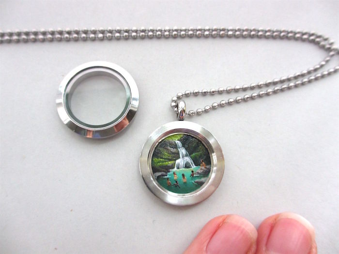 I Paint Portals To Outer Space For Fruit Flies