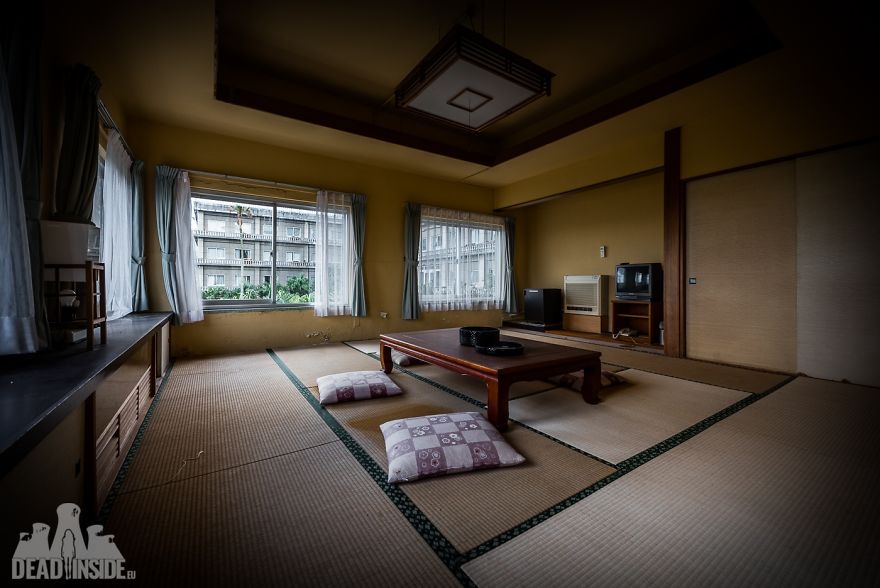 31 Photos That I Took Inside The Biggest Abandoned Hotel In Japan 31 Photos That I Took Inside The Biggest Abandoned Hotel In Japan
