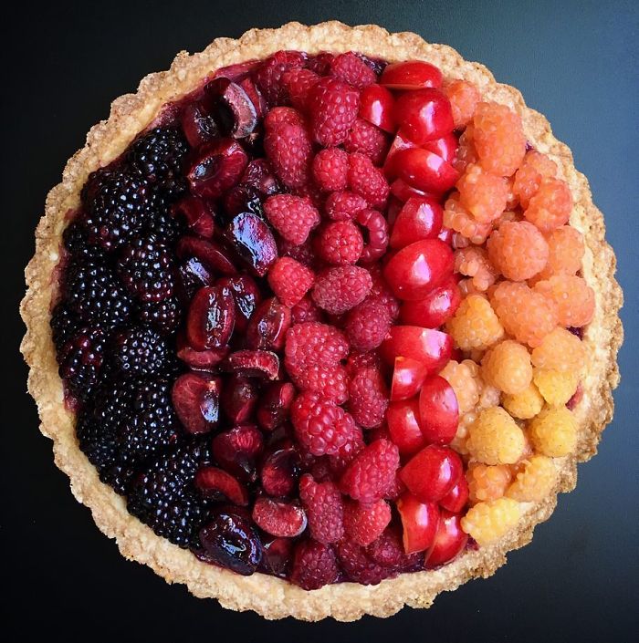 This Woman Takes Pie Baking To Another Level (News Pics)