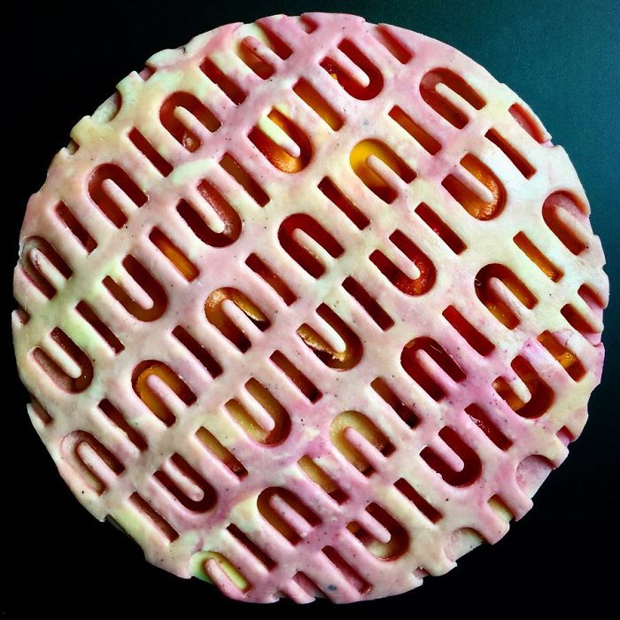 This Woman Takes Pie Baking To Another Level (News Pics)