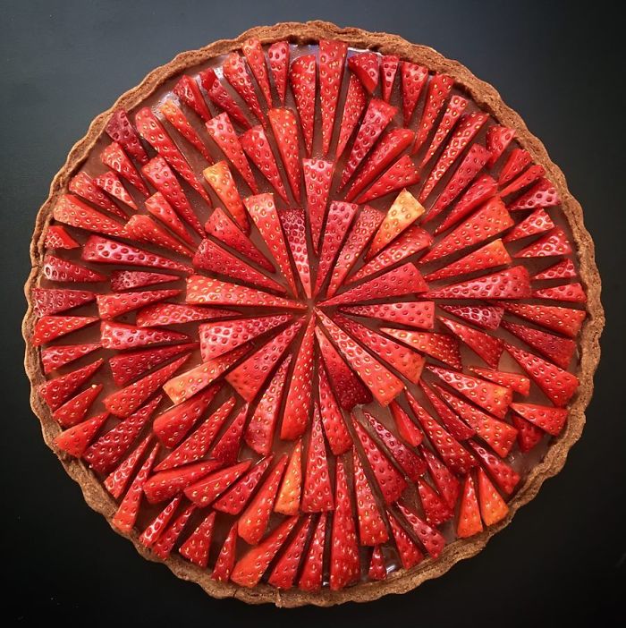 This Woman Takes Pie Baking To Another Level (News Pics)