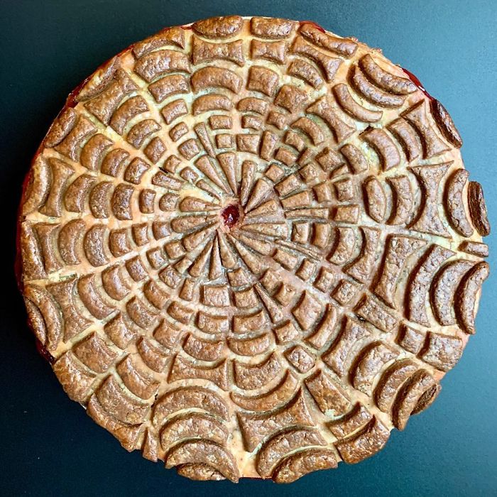 This Woman Takes Pie Baking To Another Level (News Pics)