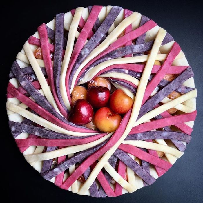 This Woman Takes Pie Baking To Another Level (News Pics)